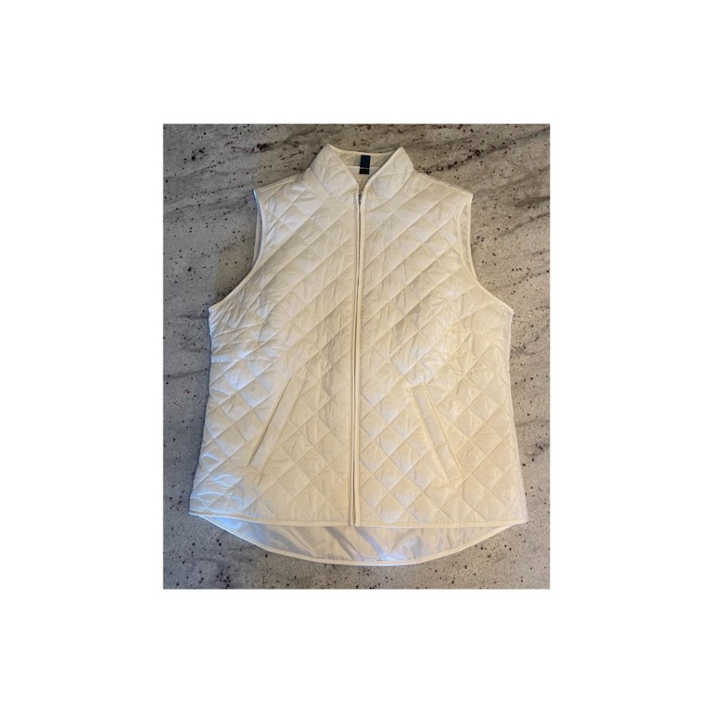 Karen Scott white vest